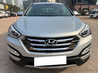 Hyundai Santa Fe Price, Images, Mileage, Reviews, Specs