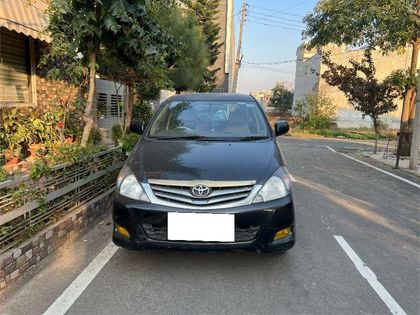 Toyota Innova 2.5 G (Diesel) 7 Seater BS III