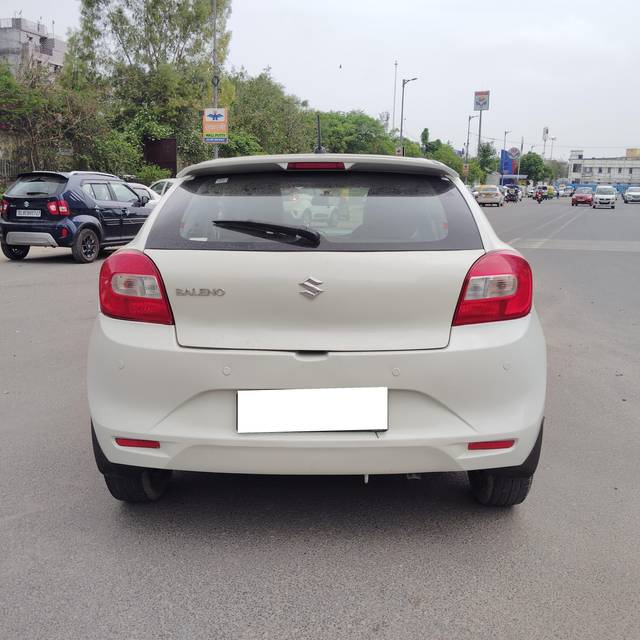 https://images10.gaadi.com/usedcar_image/3826125/original/processed_2f5deff055a5cefe68833207751c7bcf.jpg?imwidth=6402