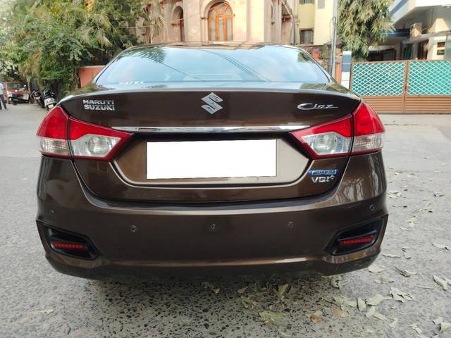 https://images10.gaadi.com/usedcar_image/3842465/original/processed_2b27e85730894ef3efc870bffe8e3872.jpg?imwidth=6401