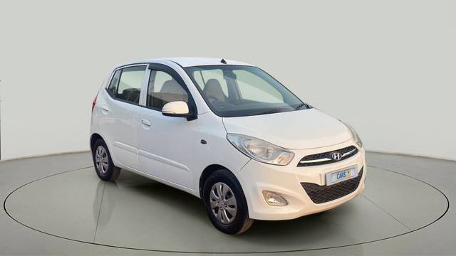 https://images10.gaadi.com/usedcar_image/3844864/original/d70f7882643c3e4f77e3460c4a46885d.jpg?imwidth=6400