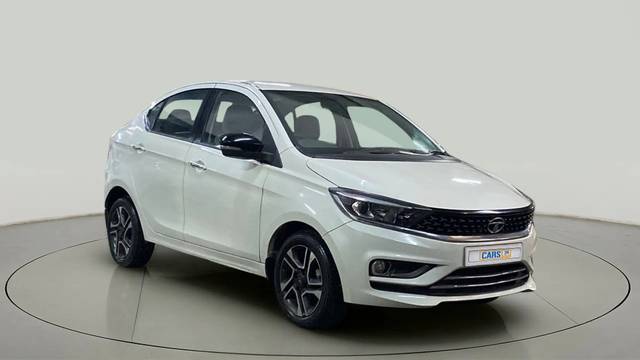 https://images10.gaadi.com/usedcar_image/3849647/original/3e794d7d5728767779bf776592f6aebf.jpg?imwidth=6400