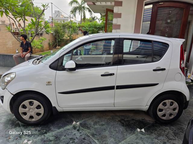 https://images10.gaadi.com/usedcar_image/3850059/original/processed_a6012e6df67e24c078b2436f8ae9b6c5.jpg?imwidth=6401