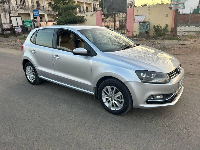 https://images10.gaadi.com/usedcar_image/3850881/original/processed_681ce960d351106a99716581b1298531.jpg?imwidth=6400