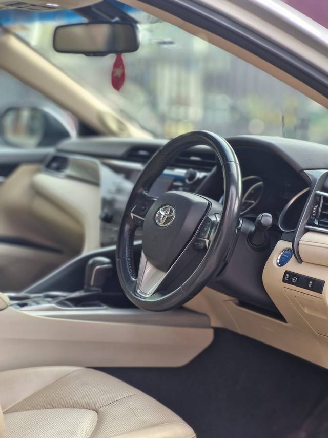 https://images10.gaadi.com/usedcar_image/3859314/original/2a46a862077e777dc0f79fac8ae982e2.jpg?imwidth=6401