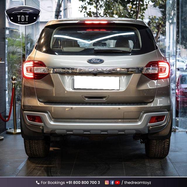 https://images10.gaadi.com/usedcar_image/3860506/original/processed_656d0c8d406ccf476a08aeff49d0acdc.jpg?imwidth=6401