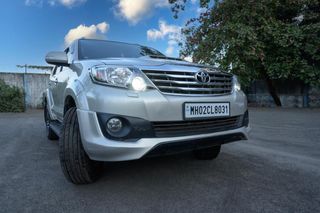 Toyota Fortuner 2011-2016 Toyota Fortuner 4x4 AT