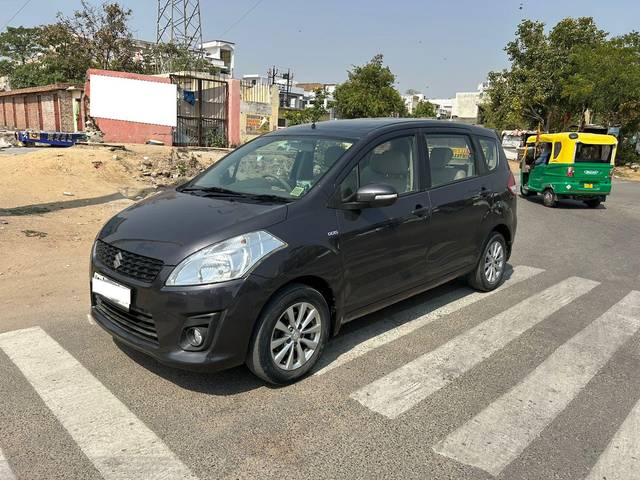 https://images10.gaadi.com/usedcar_image/3861654/original/processed_0815f36259475394b9dfbce7991553fb.jpg?imwidth=6400