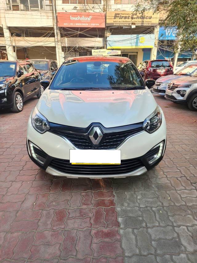 https://images10.gaadi.com/usedcar_image/3862530/original/processed_fafef85fe5b707054ddd096191728d50.jpg?imwidth=6400