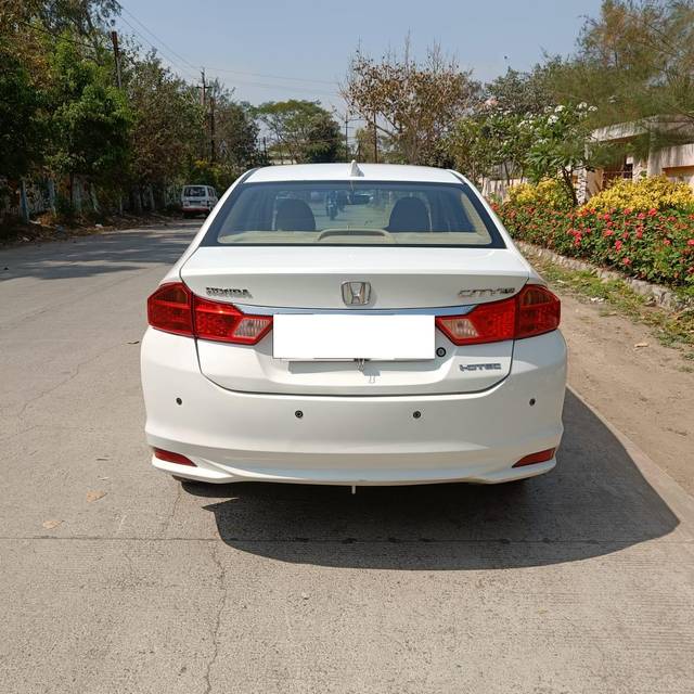 https://images10.gaadi.com/usedcar_image/3868774/original/processed_73e1b9a6885daa5dfd3cf86b3159bc82.jpg?imwidth=6402