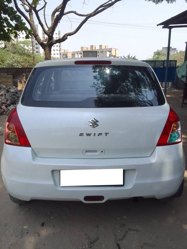 https://images10.gaadi.com/usedcar_image/3869796/original/processed_ba3cb010eb5c49f2f07c587793796386.jpg?imwidth=6402