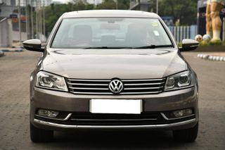 Volkswagen Passat 2010-2014 Volkswagen Passat Diesel Comfortline AT