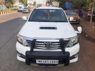 Toyota Fortuner 2011-2016 Toyota Fortuner 4x4 AT