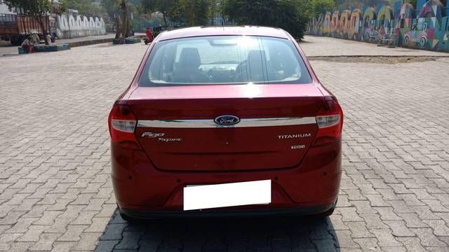 https://images10.gaadi.com/usedcar_image/3884716/original/processed_a9ed58f46c98d54f9d922b36ba8aafd9.jpg?imwidth=6402