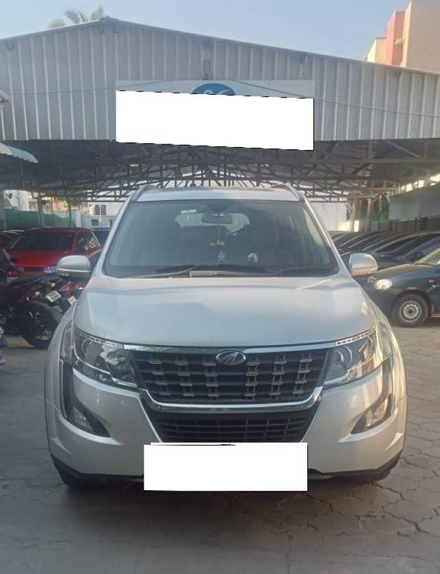 https://images10.gaadi.com/usedcar_image/3886822/original/processed_3d449786b113e2ce0e7a161f299a73f3.jpeg?imwidth=6402