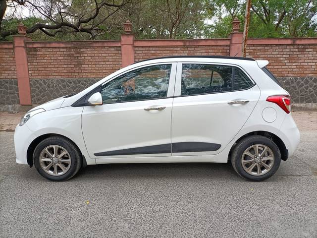 https://images10.gaadi.com/usedcar_image/3886989/original/44467e3fa541350cfd352b034bcb58e3.jpg?imwidth=6402