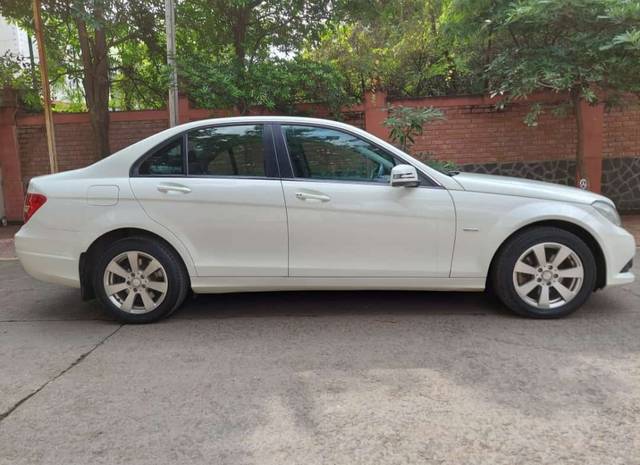 https://images10.gaadi.com/usedcar_image/3888420/original/06ae5862a364e858b11190c9d281ebb8.jpg?imwidth=6401