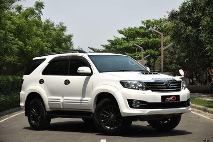 2016 Toyota Fortuner 4x2 Manual