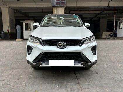 Toyota Fortuner Legender 2023
