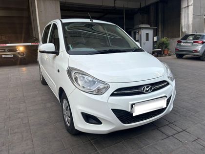 Hyundai i10 Sportz AT