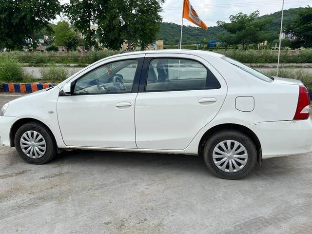 https://images10.gaadi.com/usedcar_image/3909519/original/processed_c891a779079df665d1746bf0375199e4.jpg?imwidth=6402