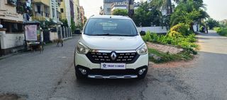 Renault Lodgy Renault Lodgy 110PS RxZ 8 Seater