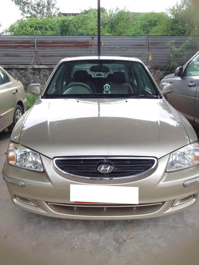 https://images10.gaadi.com/usedcar_image/3914690/original/processed_57b1f3826eaad4134ca18f5adeb77ba6.jpg?imwidth=6400