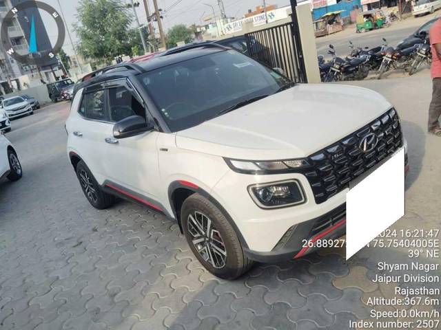 https://images10.gaadi.com/usedcar_image/3917421/original/processed_403484e291a0270d6520f0810bf7db07.jpg?imwidth=6400