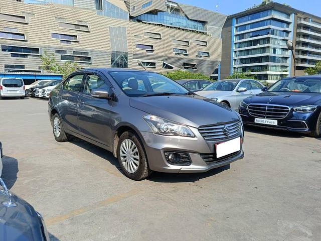 https://images10.gaadi.com/usedcar_image/3917481/original/processed_78b981179fb594c31164df5f1df29a12.jpg?imwidth=6400