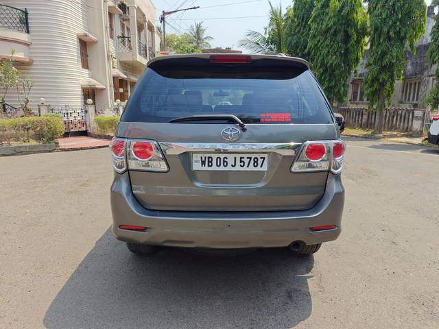 https://images10.gaadi.com/usedcar_image/3919042/original/processed_6db730e13e53b1f7cc282daf7d339fde.jpg?imwidth=6402