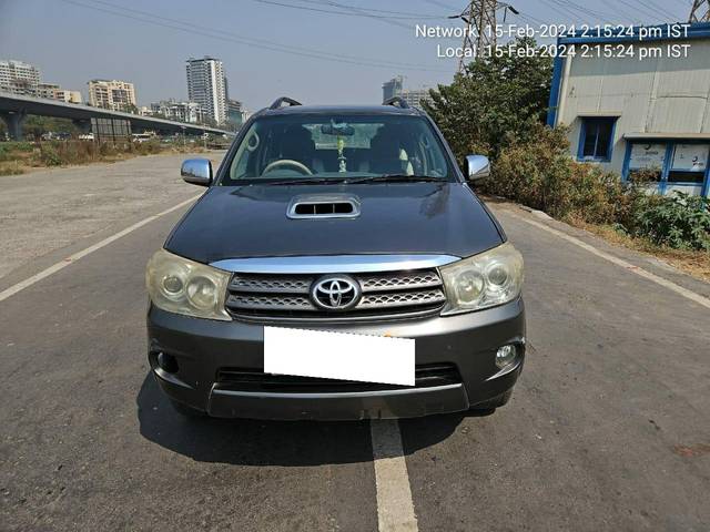 https://images10.gaadi.com/usedcar_image/3919169/original/processed_72af9e17276321d74f98e7e738bb2e6e.jpg?imwidth=6401