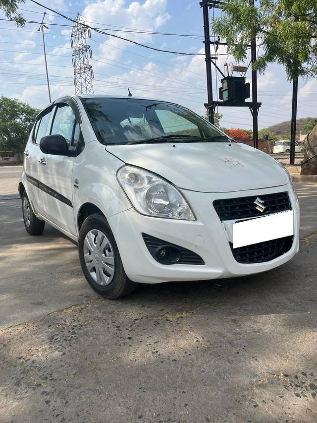 https://images10.gaadi.com/usedcar_image/3920170/original/processed_a4ee51cb5021f678c6e42cbc8112b0f1.jpg?imwidth=6400