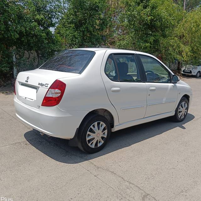 https://images10.gaadi.com/usedcar_image/3920244/original/processed_2c6fdab66794397c5e1b91df905b786e.jpg?imwidth=6402