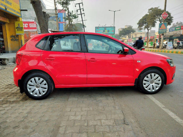 https://images10.gaadi.com/usedcar_image/3921503/original/processed_81367b404c41bd4e033a7411017596b9.png?imwidth=6401