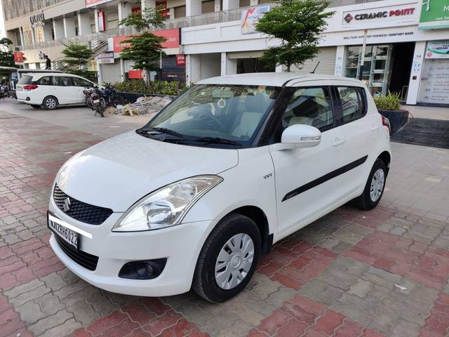 https://images10.gaadi.com/usedcar_image/3921521/original/processed_252f56515e9ed16c5b2b86c8ba407d2b.jpg?imwidth=6402