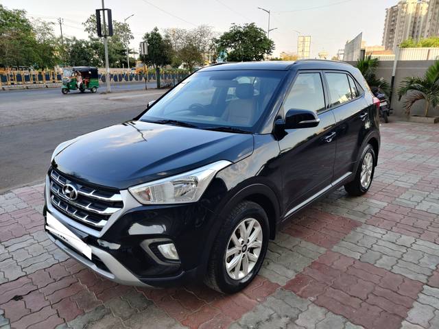 https://images10.gaadi.com/usedcar_image/3922357/original/processed_b3f1403aff1465d519abf8407453fd8c.jpg?imwidth=6402