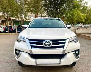 Toyota Fortuner 2016-2021 Toyota Fortuner 2.7 2WD AT