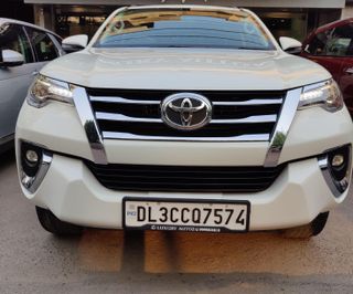 Toyota Fortuner 2016-2021 Toyota Fortuner 2.8 4WD AT