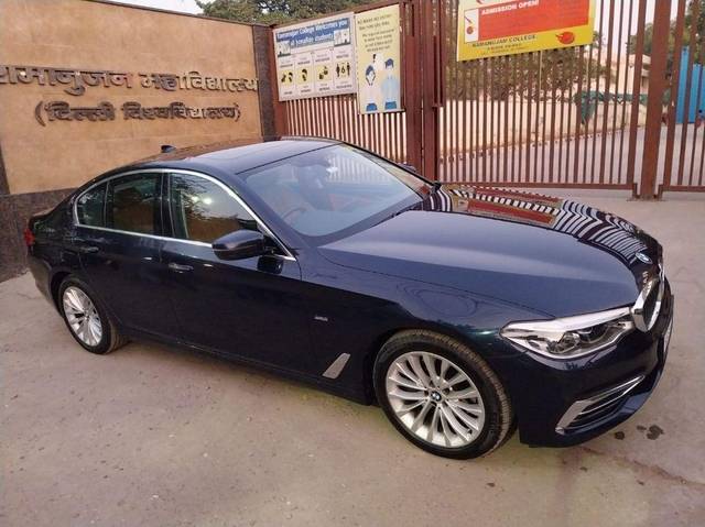 https://images10.gaadi.com/usedcar_image/3930032/original/processed_c542cdf2c757ddaaed1a94d920ed409d.jpg?imwidth=6400