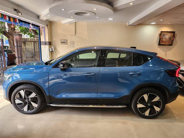 https://images10.gaadi.com/usedcar_image/3930777/original/processed_8c7962e0e757720a6d506305a4efd55a.jpg?imwidth=6402