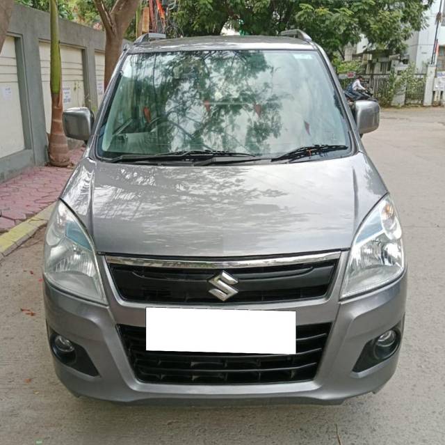 https://images10.gaadi.com/usedcar_image/3931133/original/processed_2c4a9489f7233a6e3f7b5bfe1af9bebb.jpeg?imwidth=6400