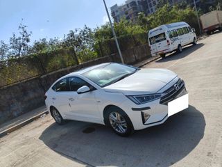 Hyundai Elantra Hyundai Elantra VTVT SX Option AT