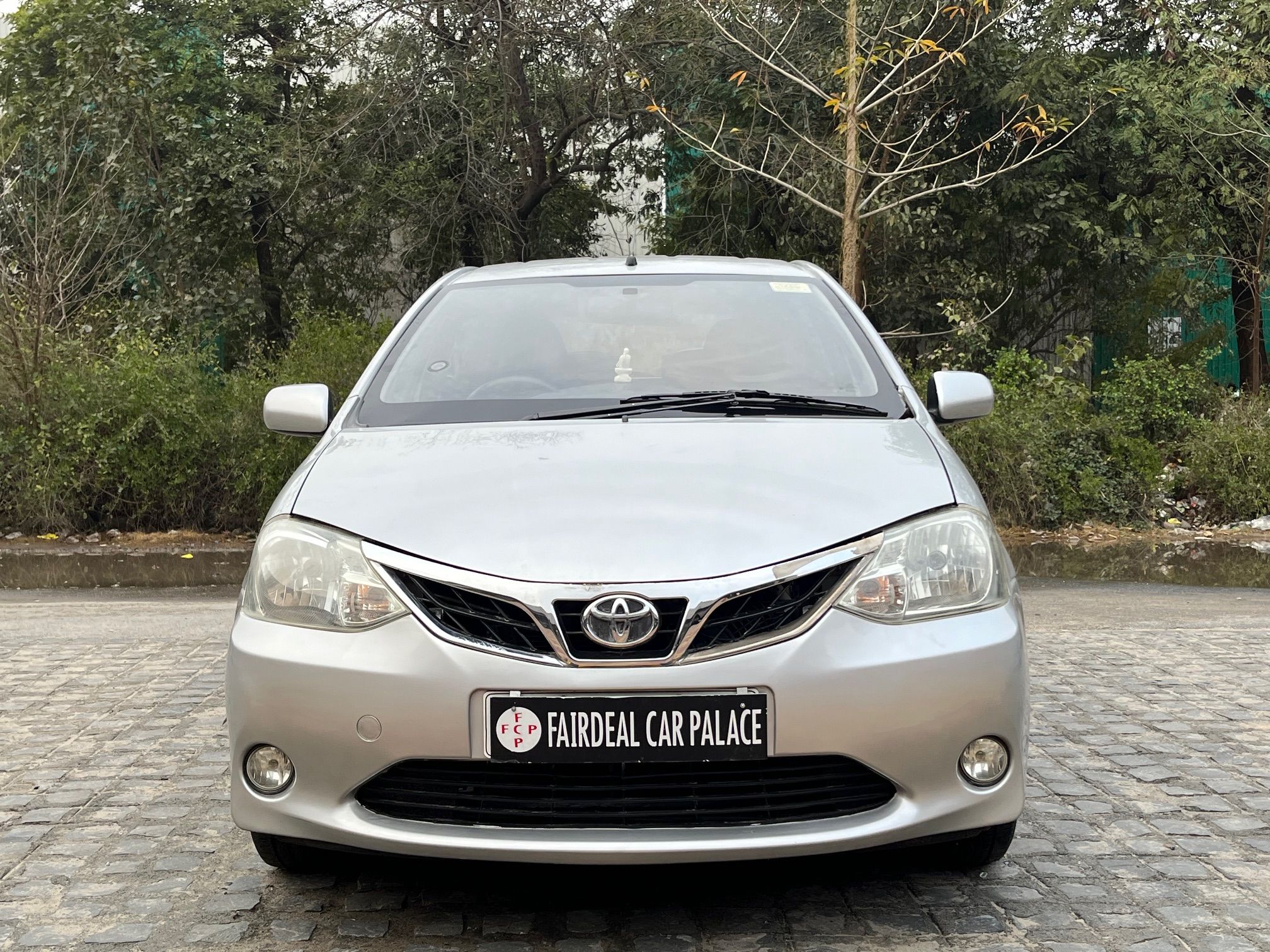 Toyota Etios Liva 2011-2012