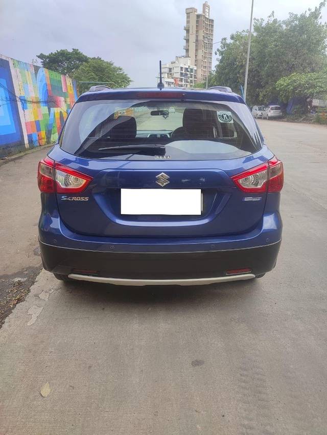 https://images10.gaadi.com/usedcar_image/3934903/original/processed_de538dcf3e70766940497d8ffd076837.jpg?imwidth=6401