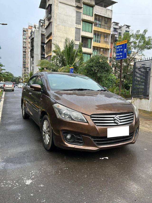 https://images10.gaadi.com/usedcar_image/3934912/original/processed_6c41d0b5883286b1297e1f6538ae8437.jpg?imwidth=6400