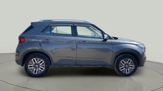 Hyundai Venue 2019-2022 Hyundai Venue SX Diesel