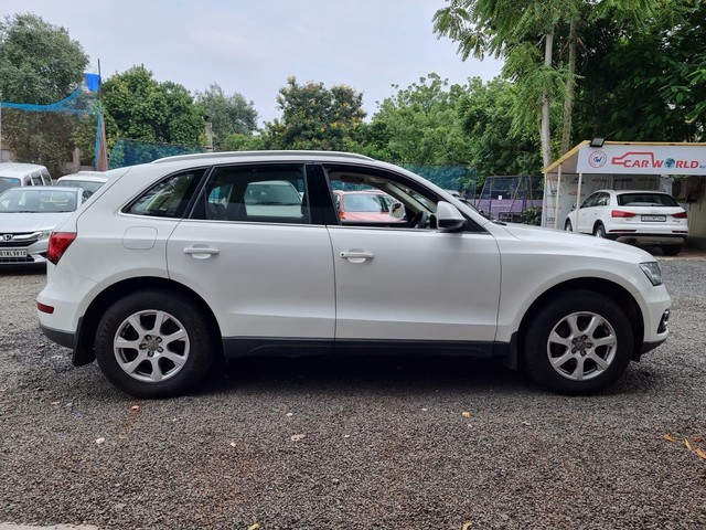 Second-hand 2014 Audi Q5 2.0 TDI Premium Plus for sale in Ahmedabad-3