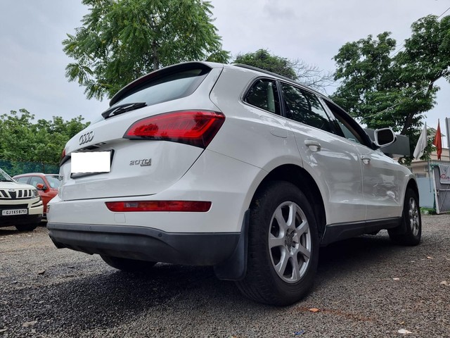 Second-hand 2014 Audi Q5 2.0 TDI Premium Plus for sale in Ahmedabad-4