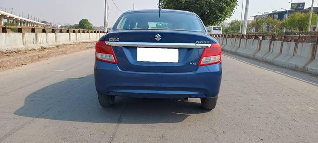 https://images10.gaadi.com/usedcar_image/3939940/original/processed_258f03efc80c6122fcd94e88b0ca6597.jpg?imwidth=6402