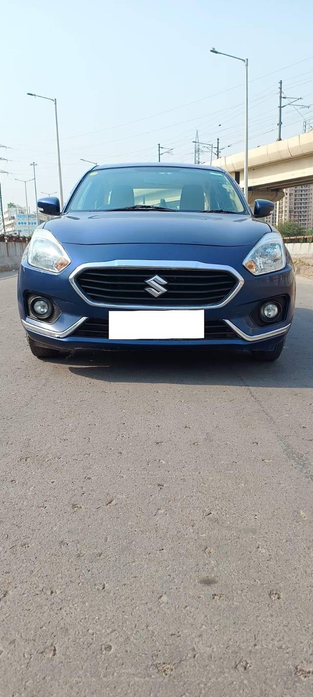 https://images10.gaadi.com/usedcar_image/3939940/original/processed_efb8355ea94a57ee40f4b3c5d04761d3.jpg?imwidth=6400